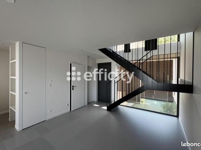 Maison 5 pièces 99 m²