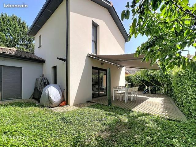 Maison 5 pièces 99 m²