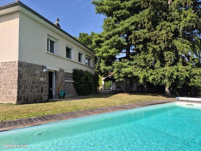 Maison 5 pièces 99 m²