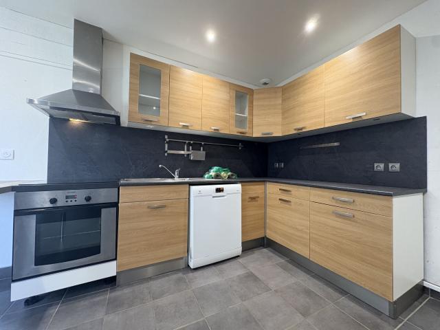 Maison 5 pièces, 99 m² à louer à Degré 72550