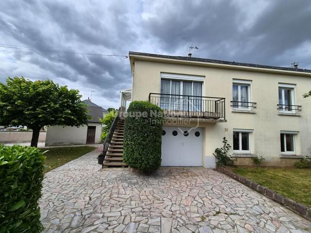 Maison 5 pièces à vendre à Saint Cyr sur Loire Exclusivité. 103m² Saint Cyr sur Loire