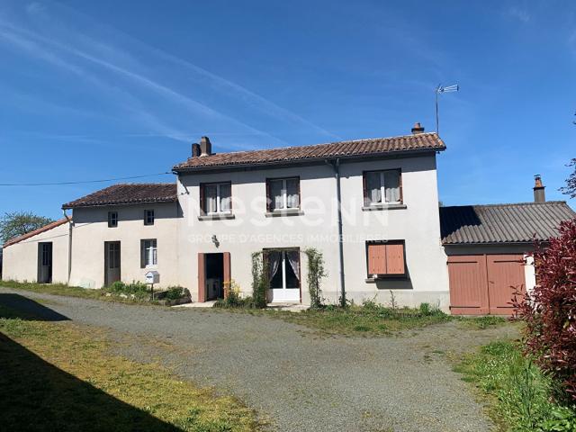Maison 5 pièces à vendre en campagne de Moncoutant sur Sèvre. 96m² Moncoutant Sur Sèvre