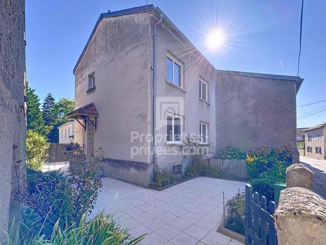 Maison 3 chambres avec garage et extérieurs