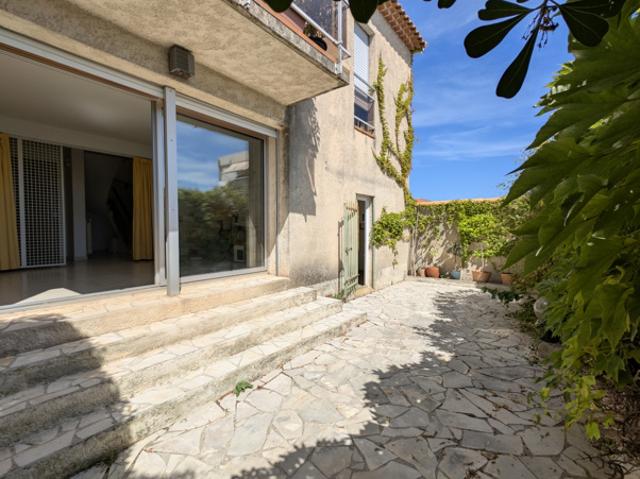 Maison 5 pièces avec extérieur, terrasse et garage GARIGOU