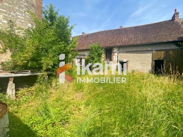 Maison 5 pièces de 125 m2 à Villeneuve l'Archevêque 89190