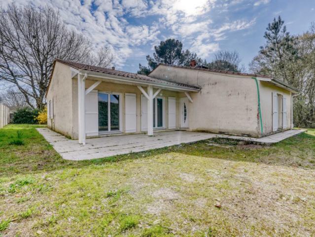 Maison 5 pièces de 130m2 habitables à réhabiliter le tout su