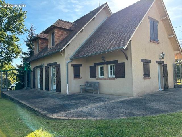 Maison 5 pièces de 133 m²