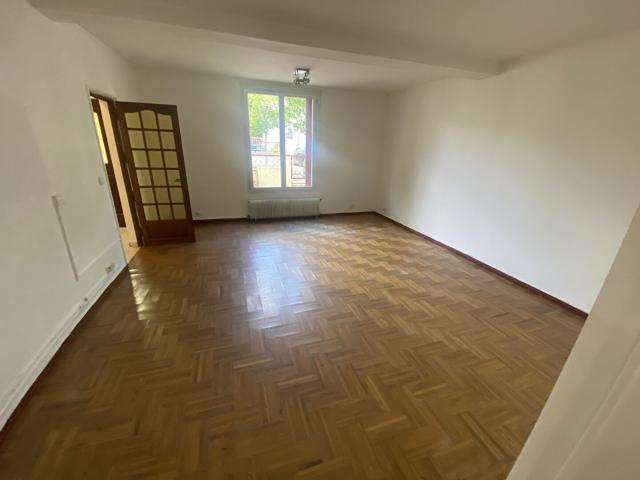 Maison 5 pièces Drancy 121.60m² 1408€ à louer l'Adresse