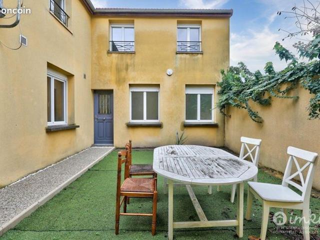 Maison 5 pièces et deux F3 indépendants