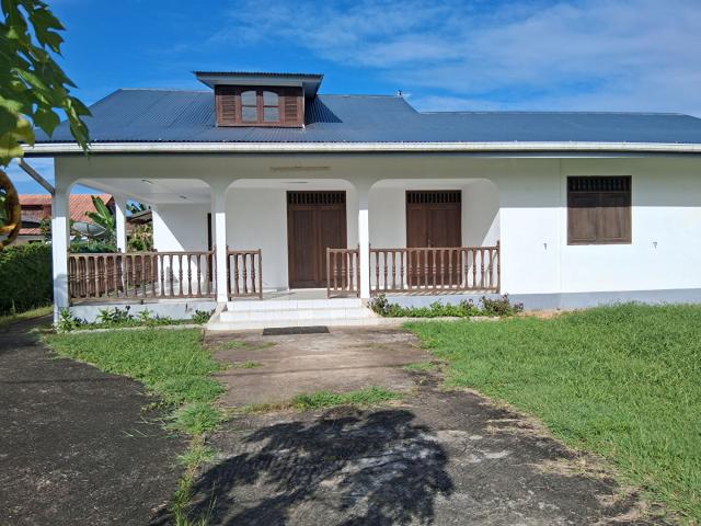 Maison 5 pièces Macouria 127.00m² 1334€ à louer l'Adresse