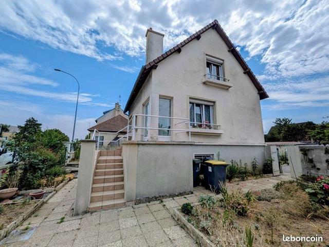 Maison 5 pièces Proche cinéma Lux
