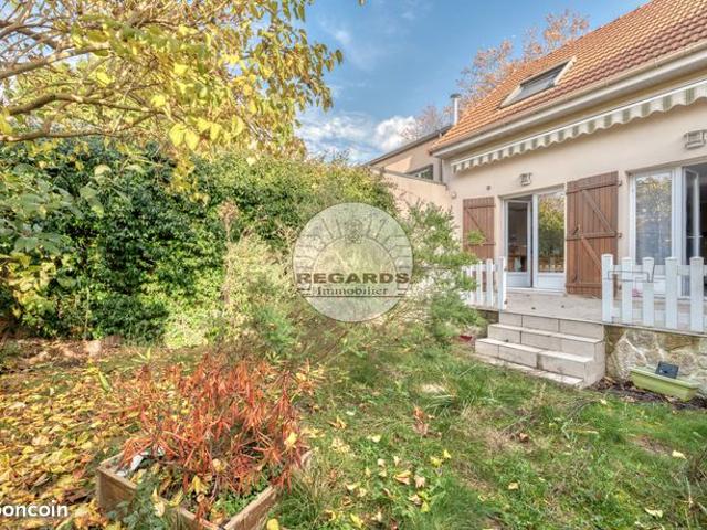 Maison 5P avec terrasse jardin et box à deux pas du métro Barbara