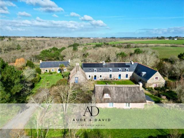 Maison 600m² Tréogat