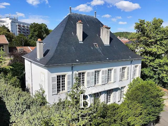 Maison avec jardin