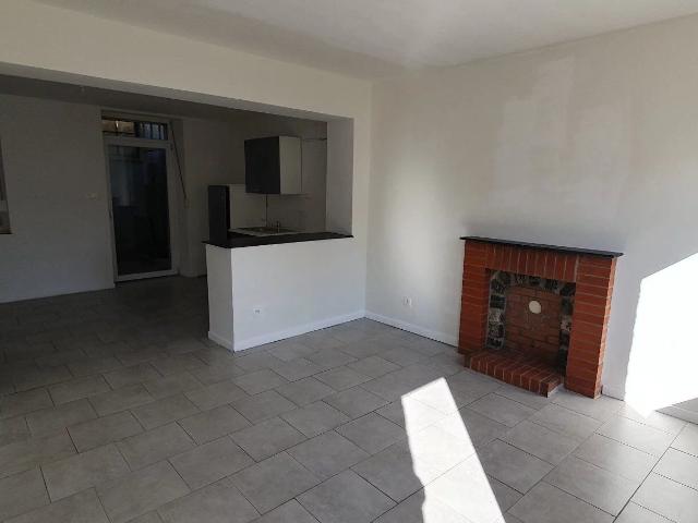 Maison, 60 m² à louer à Fourmies 59610