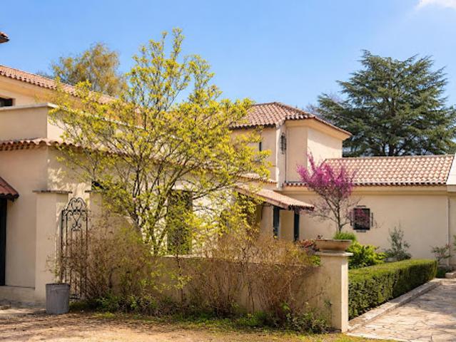 Maison avec jardin et terrasse