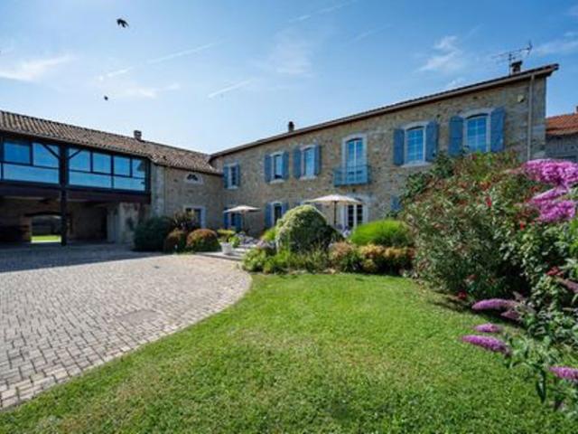 Maison 625 m2 AUSSON