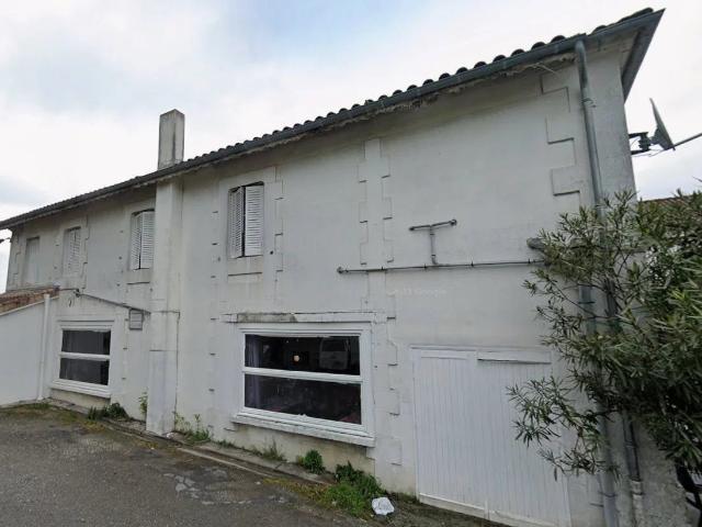 Maison 625 m²