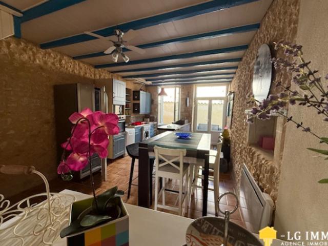 MAISON 63 M2, 1 CHAMBRE, CENTRE BOURG