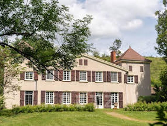 Maison contemporaine avec jardin