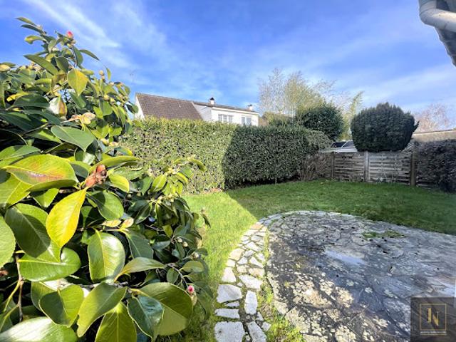 Maison avec jardin