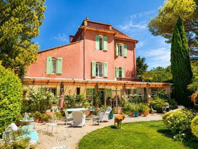Maison 648 m2 EYGALIERES