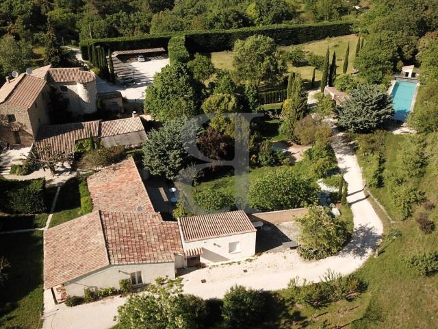 Maison 640 m2 L'Isle sur la Sorgue