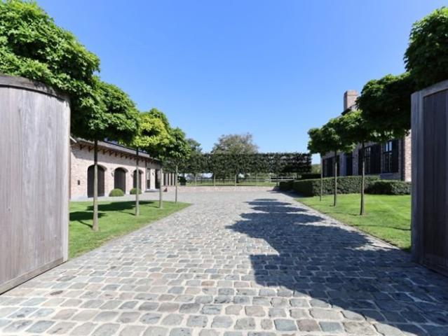 Maison 650 m² 3 Ch à vendre à Haasdonk