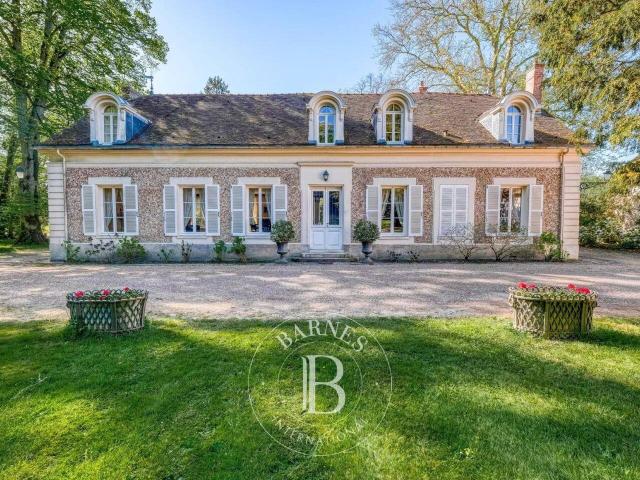 Maison 653 m2 Mormant