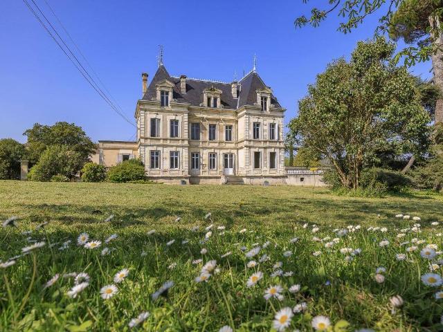 Maison 670 m2 Fronsac