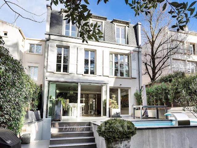 Maison avec jardin