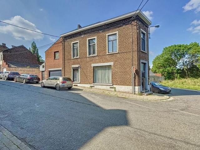 MAISON 6 CHAMBRES + GRENIER AMENAGEABLE 2 SALLES DE BAINS