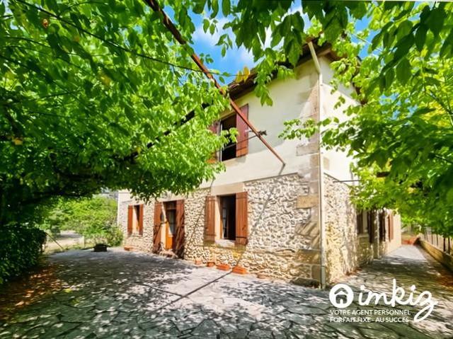 Maison 6 pces charme de l'ancien,poutres,cheminées