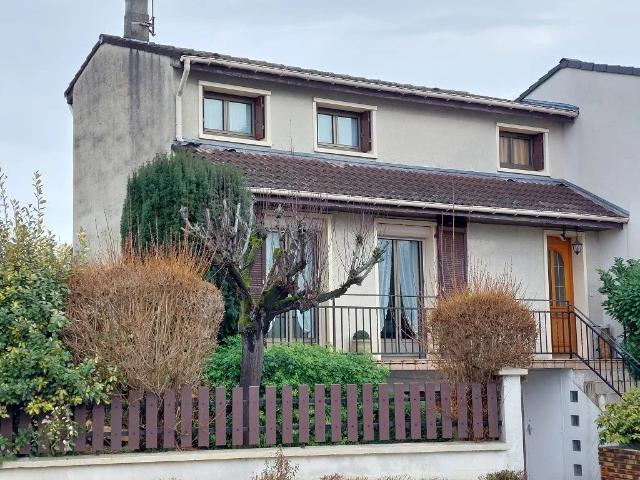 Maison 6 pièce s 102 m2