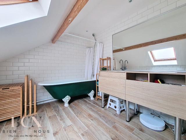 Maison 6 pièce s 3 chambre s 82.87 m²