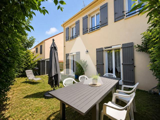 Maison 6 pièces 3 chambres 1 suite, DPE B Pompe à chaleur air/air Climatisation