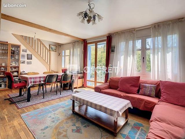 Maison 6 pièces 104 m²