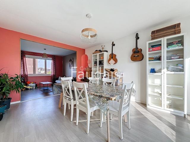 Maison 6 pièces 104 m²