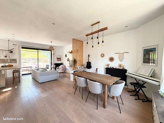 Maison 6 pièces 104 m²