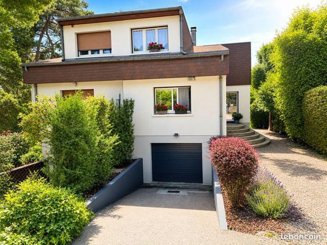 Maison 6 pièces 104 m²