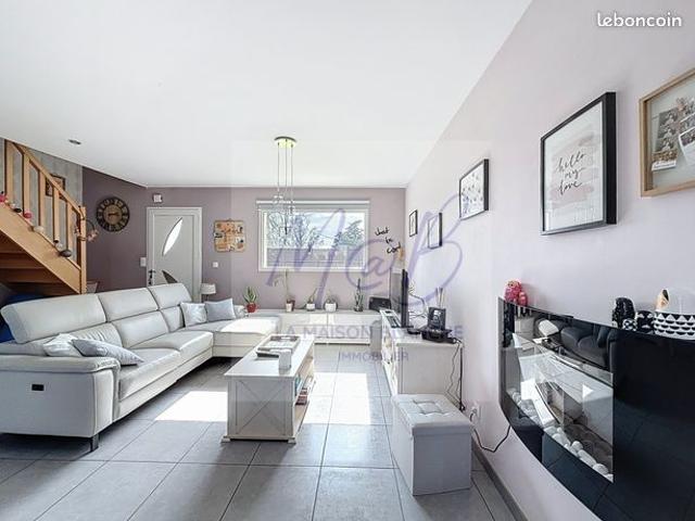 Maison 6 pièces 104 m²