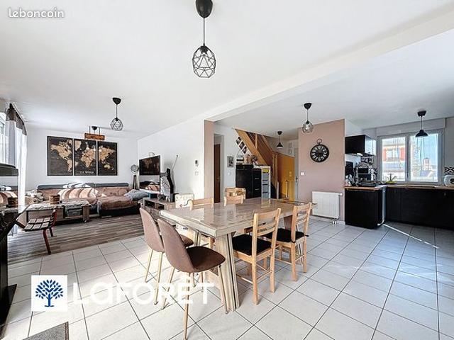 Maison 6 pièces 104 m²