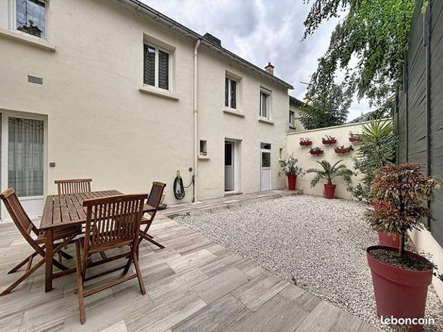 Maison 6 pièces 104 m²