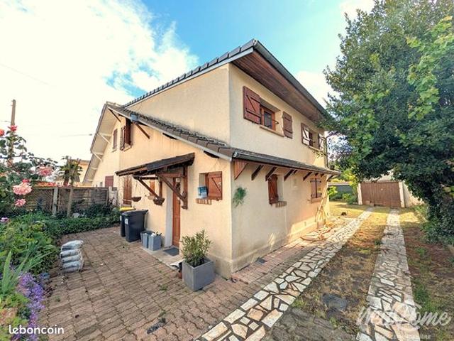 Maison 6 pièces 104 m²