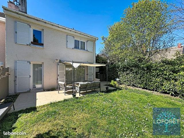 Maison 6 pièces 105 m²