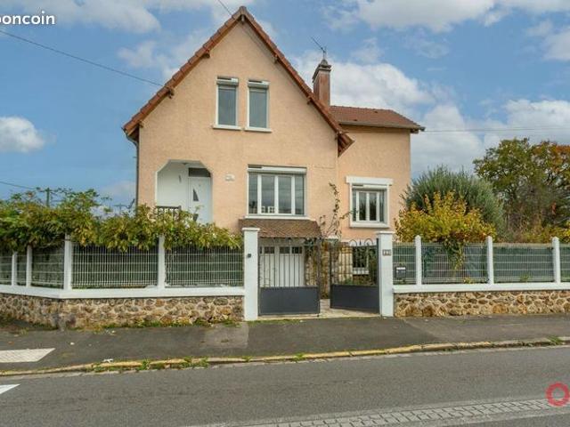 Maison 6 pièces 105 m²