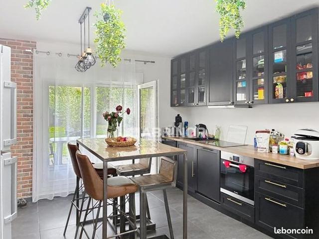 Maison 6 pièces 105 m²