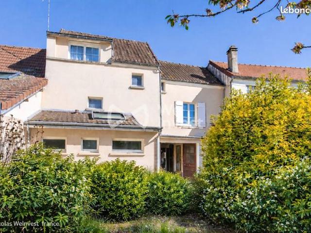 Maison 6 pièces 105 m²