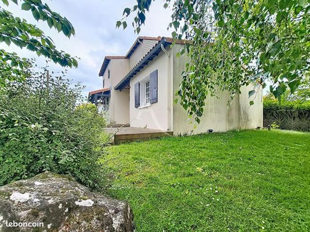 Maison 6 pièces 105 m²