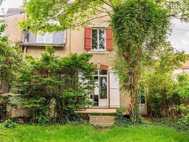 Maison 6 pièces 105 m²